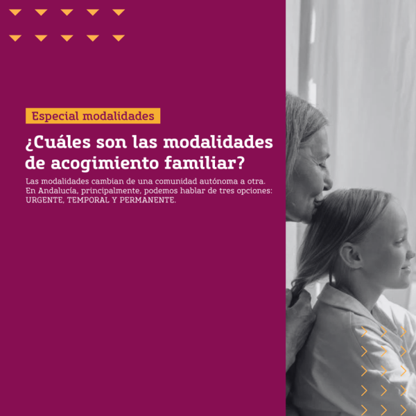 Mujer mayor besando a una niña. Las modalidades de acogimiento familiar de Andalucía son urgente, temporal y permanente
